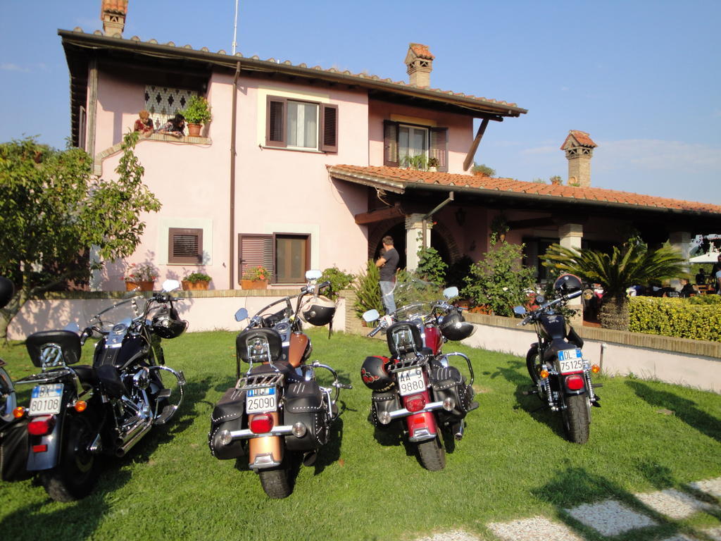 Agriturismo La Valle Di Ceri تشيرفيتيري المظهر الخارجي الصورة